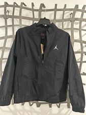 NIKE AIR JORDAN ESSENTIALS