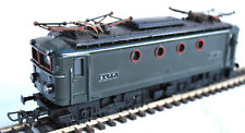 HORNBY  LOCOMOTIVE ELECTRIQUE BB 8144 DE LA SNCF EN HO 2 RAILS