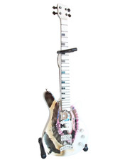 Guitare basse miniature Axe