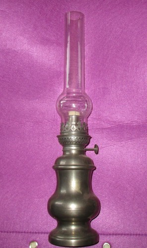 Ancienne lampe pétrole en - ancienne,