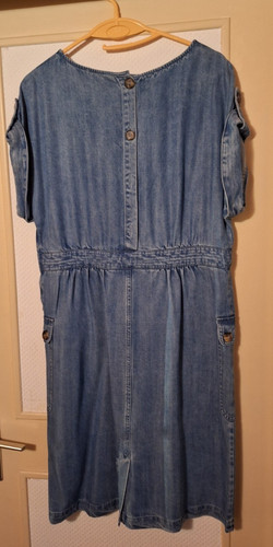 Robe caroll engage - robe, s'engage"