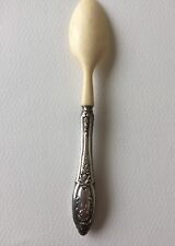 JOLIE CUILLERE EN ARGENT/ VERS 1900/ STYLE FLORAL ART NOUVEAU