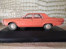 Plymouth Valiant 1971 du film Duel 1/43 Peterbilt
