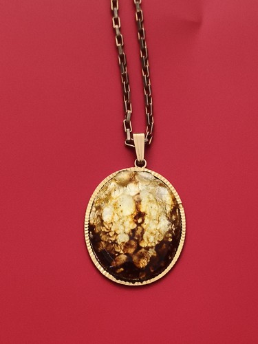 Collier ancien pendentif ovale