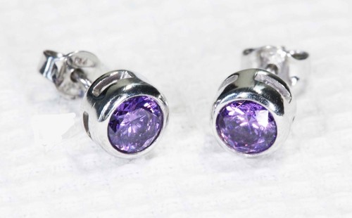 Boucles d oreilles - d'oreilles, en