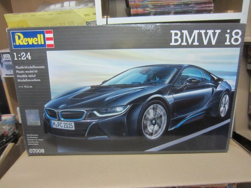 Revell bmw i8 - :,