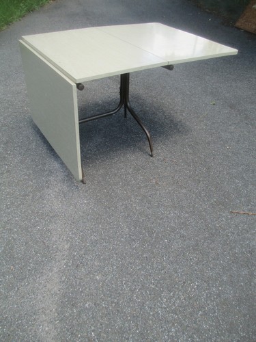 Rare drop leaf - leaf, dinette