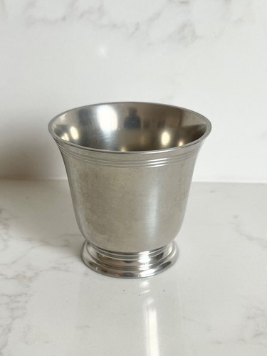 Timbale etain art titre - etain, d’art