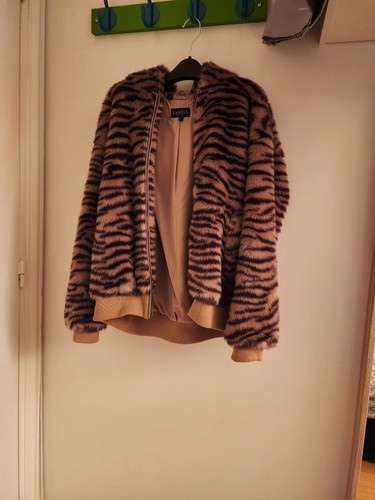 Veste fourrure léopard avec