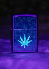 ZIPPO ★ BLACK LIGHT FOLIAGE