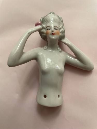 Ancienne demie figurine