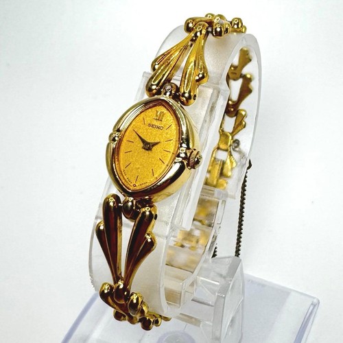 Montre bracelet pour femme - montre-bracelet,