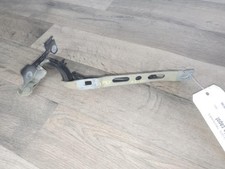 Charniere de capot PEUGEOT 208