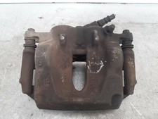 étrier de frein avant gauche