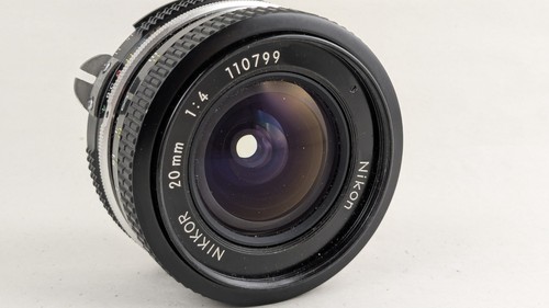 Objectif nikon nikkor 20mm - nikon,