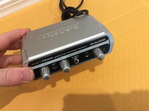 Audio fast track usb - track,