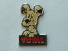 PIN'S IDEFIX - BD ASTERIX - TOTAL   (A2)