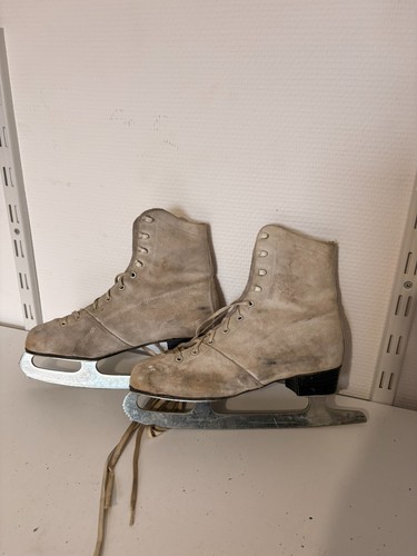 Ancien patin glace - ancien, hockey