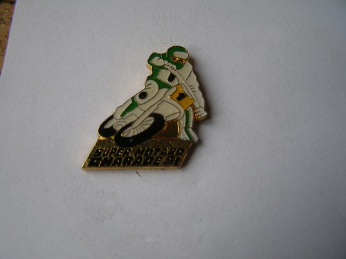 Pins moto super motard circuit - motard,