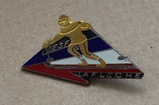 Joli Insigne, broche médaille de ski ESF " Flèche Vermeil " modèle 1960, AB