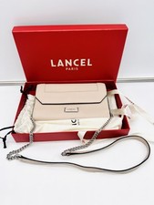 Lancel Portefeuille en chaîne Ninon en cuir de vachette grainé blanc cassé