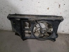 7104G7 calandre avant PEUGEOT