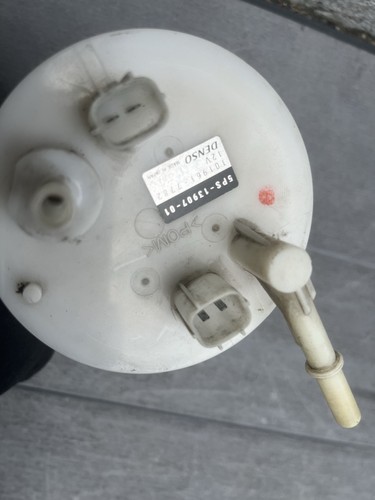 Pompe essence yamaha tdm - yamaha,