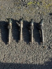 4 Injecteurs RENAULT  1.9 dci /8200389369