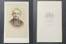 Prêtre en soutane vintage cdv