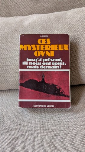 Ancien livre ovni mystère - ovni,