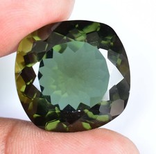 29.75 CT Naturel Verdâtre