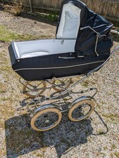 Perego Pram carriage with a