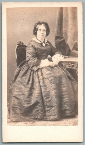 Cdv 1865 femme médaillon - cdv,
