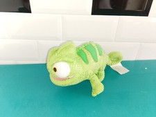 01092410 Peluche 12cm disney store pascal caméléon raiponce