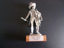 BELLE FIGURINE EN ETAIN LES ETAINS DU PRINCE ..."LE MARECHAL LEFEBVRE..DUC ...".