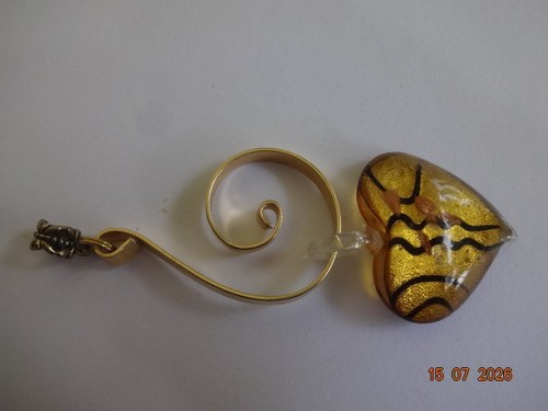 Pendentif coeur - coeur, en