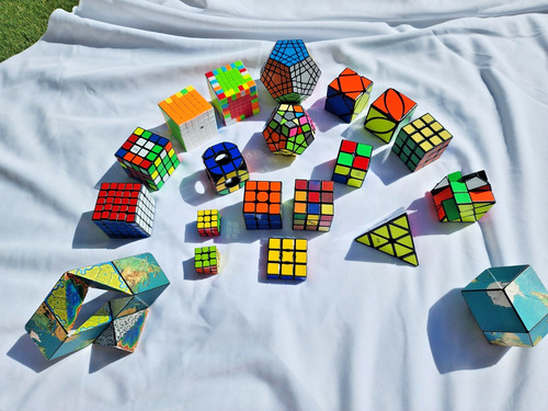 Rubik cube bundle 220 50 - 22,