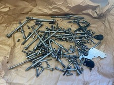 UN LOT DE VISSERIE VIS MOTEUR YAMAHA MT10 MT-10 MT 10 2016 ABS