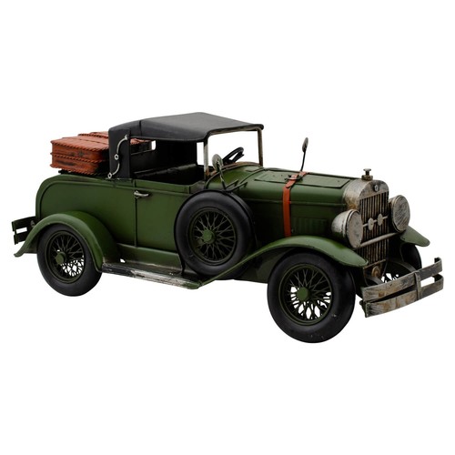 Voiture ancienne modèle - , tôle
