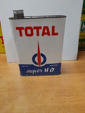 ancien bidon huile vide total