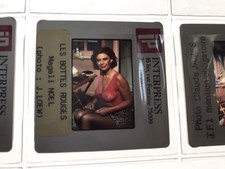 LES BOTTES ROUGES - MAGALI NOËL  - DIAPOSITIVE DE PRESSE SLIDE EKTA