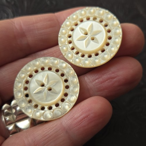 Boutons anciens nacre - boutons, en