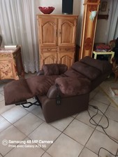 un fauteuil releveur 230V 2 moteurs N°id 4519352 cocoon INNOV'SA MODEL HY2415 55