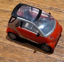 Jouet Kinder  surprise  Automobile SMART FORTWO Coupé MPG C 140    Rouge MPGC140