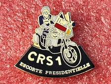 T04 Pins MOTO BMW R100 POLICE CRS1 ESCORTE PRESIDENTIELLE MOTORCYCLE Lapel pin