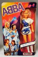 Figurine Poupée ANNA groupe