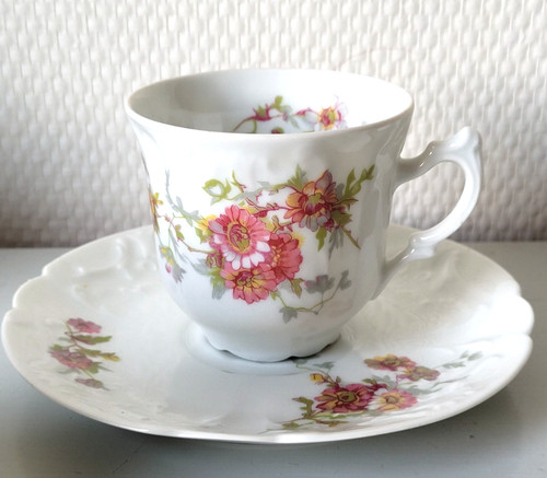 Rare service tasses - rare,