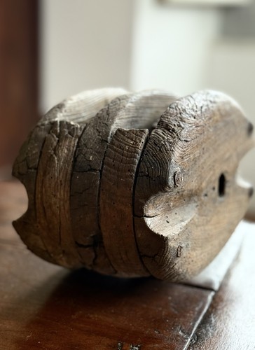 Ancienne poulie marine - ancienne,