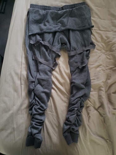 Informal apparel strapped - informal,