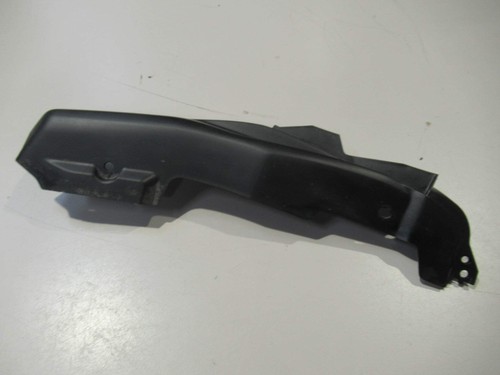 Plastique sous coque arrière